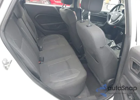 2019 Ford Fiesta Se z USA, uszkodzony, nr VIN 3FADP4BJ4KM134140